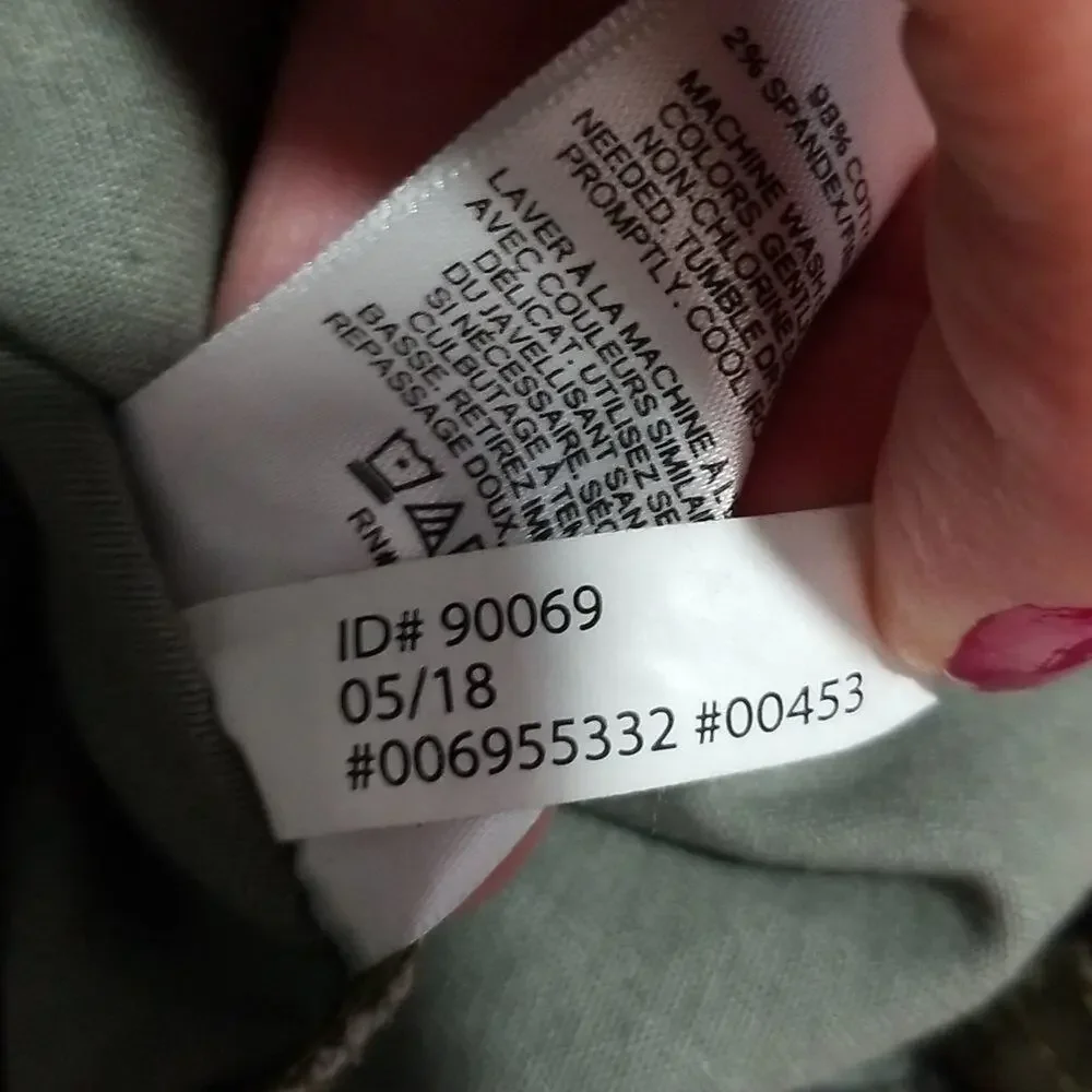 Express Camo Cropped Jacket Women's XS/S NWT Military Green Full Zip